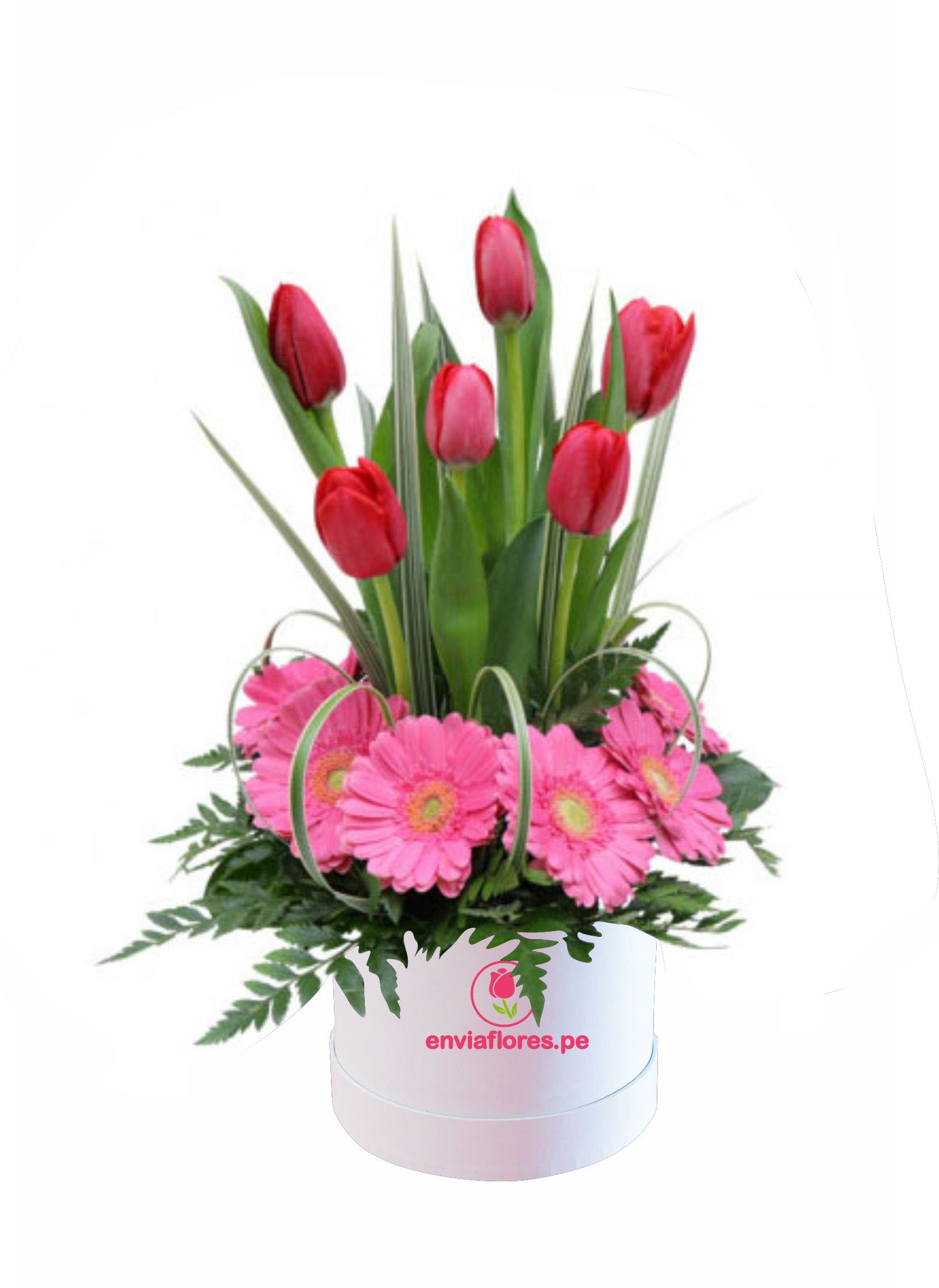 arreglo floral de tulipanes rojas y yerberas | Florería Envía Flores Cusco