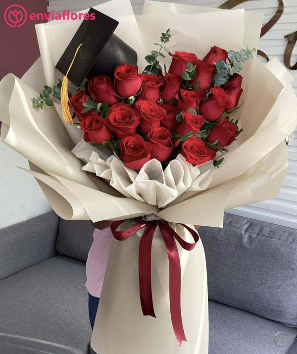 ramo de 24 rosas - graduado