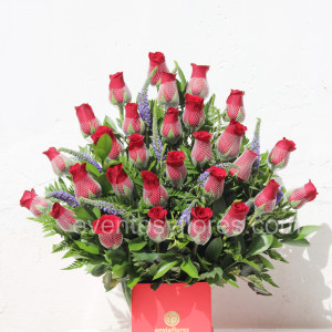 abanico de rosas rojas