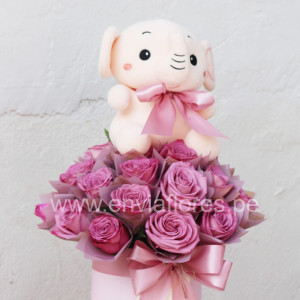 box con 20 rosas lilas mas peluche 14cm